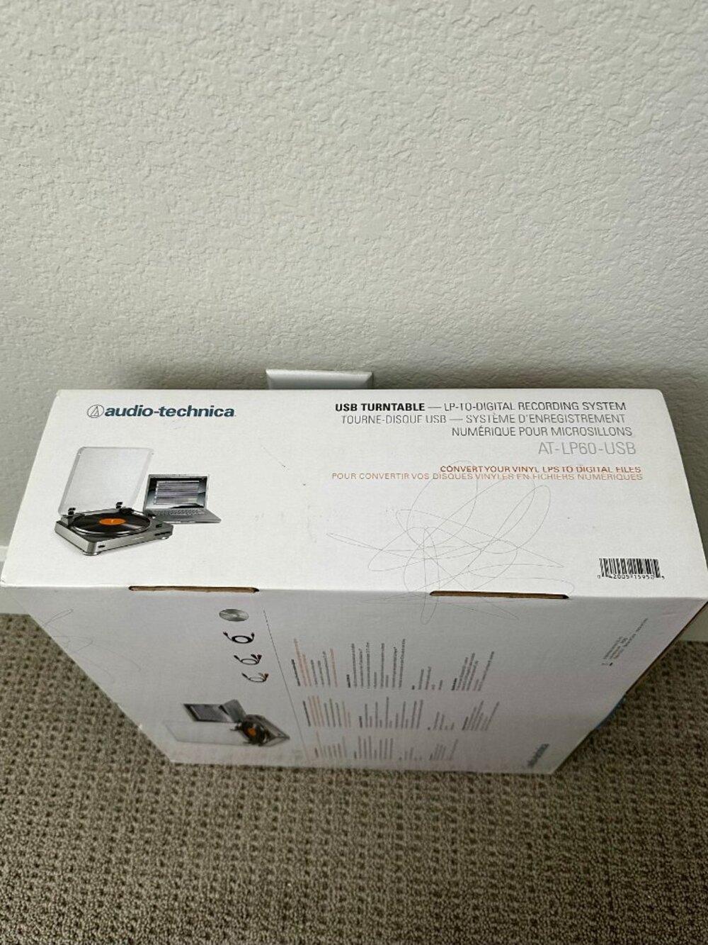Audio-Technica AT-LP60-USB Fully Automatic BeltDrive Stereo Turntable USB&Analog - Picture 5 of 6